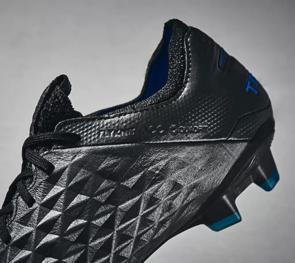 Бутсы профессиональные Nike Tiempo Legend 8 Elite FG